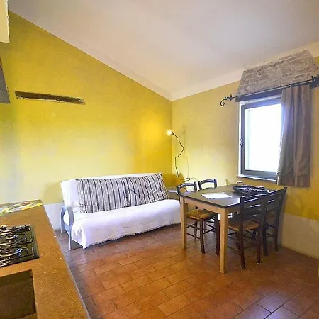 Sleeps 4 Pool Wifi Appartamento *